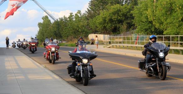 Rolling Barrage down Veteran's Way in Okotoks
