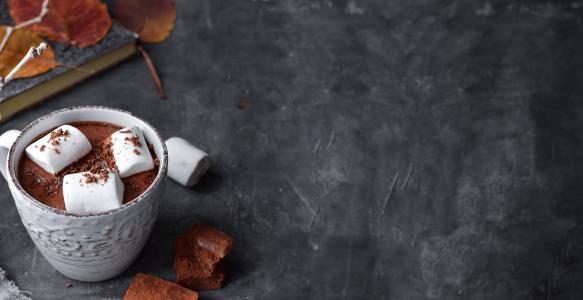 Hot chocolate and marshmallows.