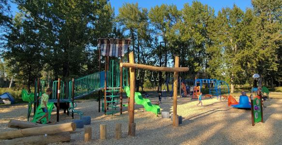 Rich's playground summer