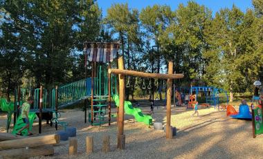 Rich's playground summer